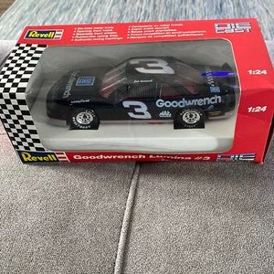 Revell Dale Earnhardt 3 die cast car